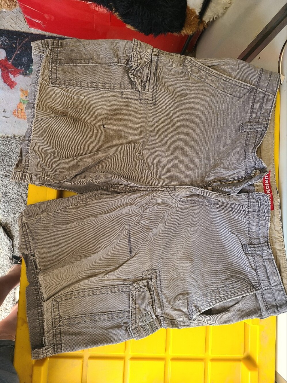 UNIONBAY Men's Gray Cargo Shorts